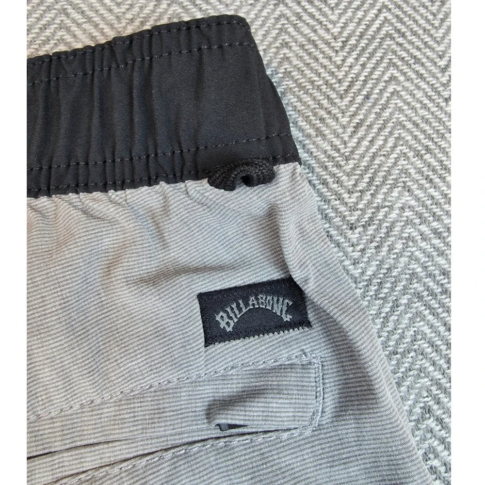 Billabong Recycler Board Shorts Mens Medium Gray Black Elastic Waist Swim Trunks
